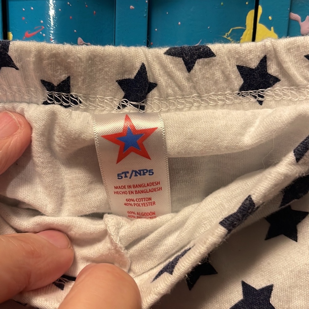 💰🚨CLEARANCE 🚨💰 
Celebrate. Girls skort. 5T. G176 - Picture 3 of 7